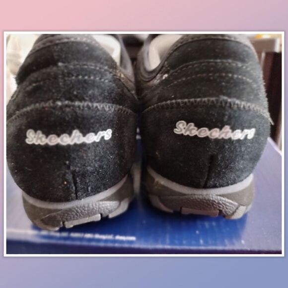 NWOT Skechers Sequin Leather Textile Comfort Sneakers Size 10 - Picture 3 of 5